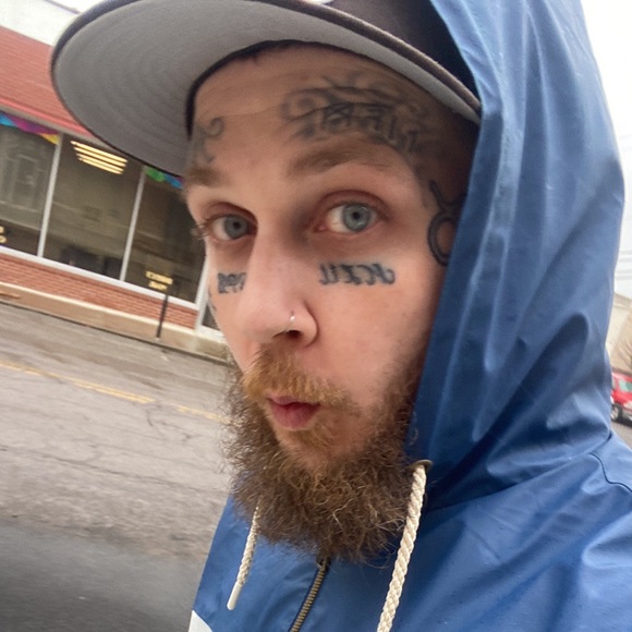 Meet your Posher, Brian - Picture 3 of 4